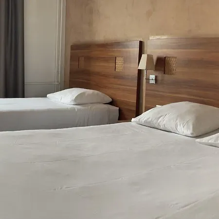 מלון The Originals City, Gare