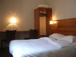 Hotel The Originals City, Gare